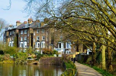 Heavenly Heights of Hampstead walking tour with Blue Badge Guide Laurence