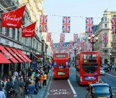 NEW! Oxford Street - not just for shopping - tour with Laurence