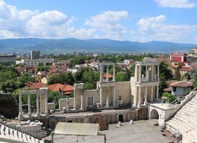 Ancient Plovdiv in Bulgaria and weekend wine festival with Tina